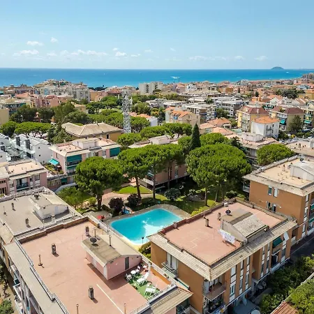 New Splash Lusso Con Piscine A 2 Passi Dal Mare *