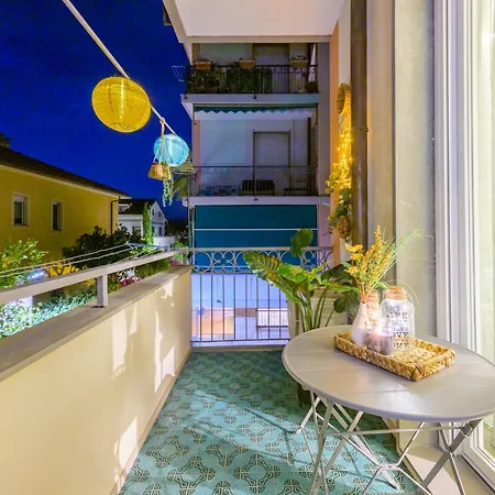 New Splash Lusso Con Piscine A 2 Passi Dal Mare Loano